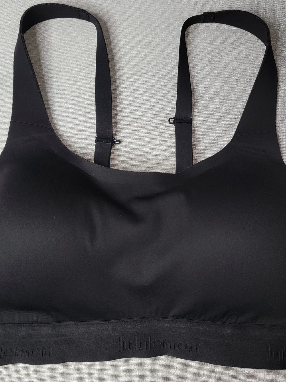 lululemon athletica Black Seamless Sports Bra Size 32DD
